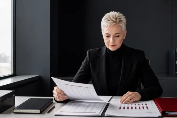 E2 visa employment requirements renewal